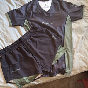 Women's Activewear Set - Charcoal and Olive